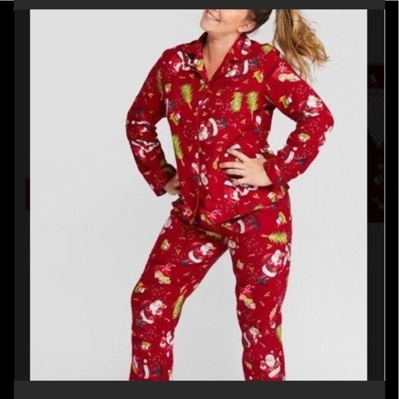 NWT Wondershop Santa Red Pajamas Set - Picture 1 of 8